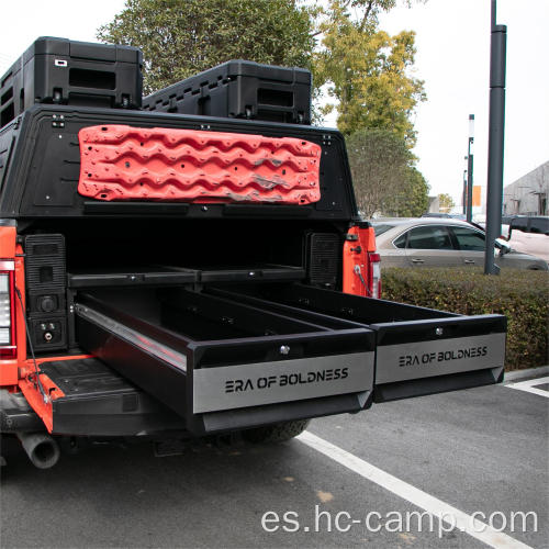 Sistema de cajón de almacenamiento trasero deslizable para acampar al aire libre